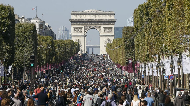 992D64385E630FF4065560