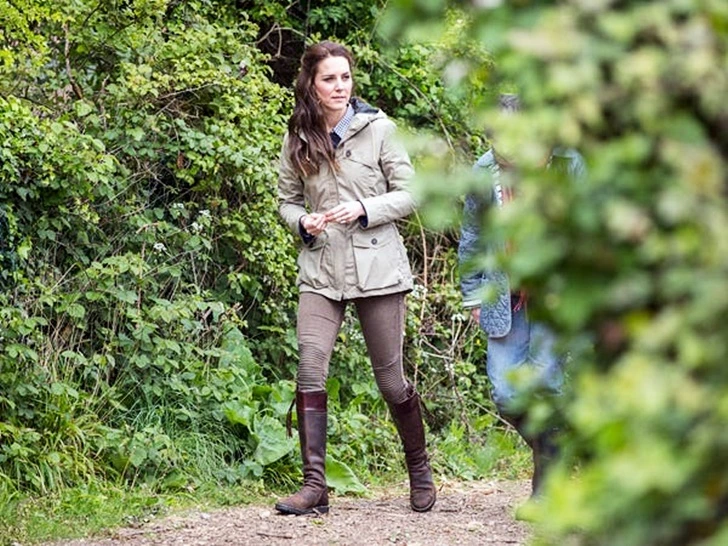 996ABF435FFD18D90D8C30