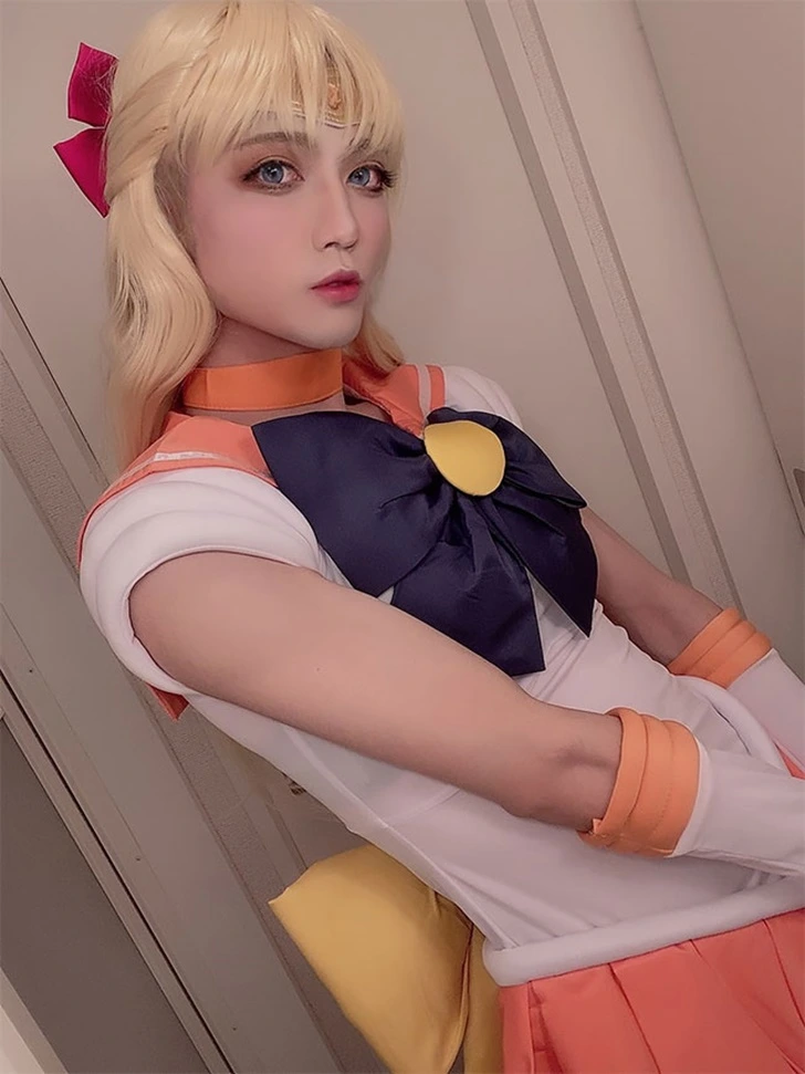 99FF74405FBB5DF831133B