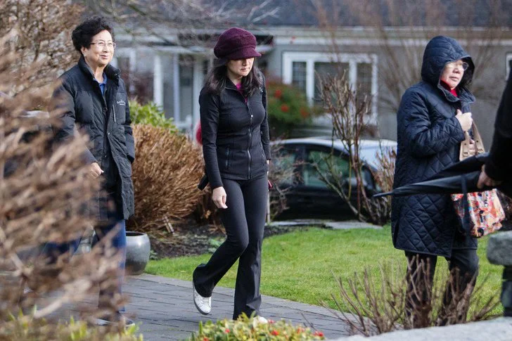 990C3C405D8D77DE0C399B