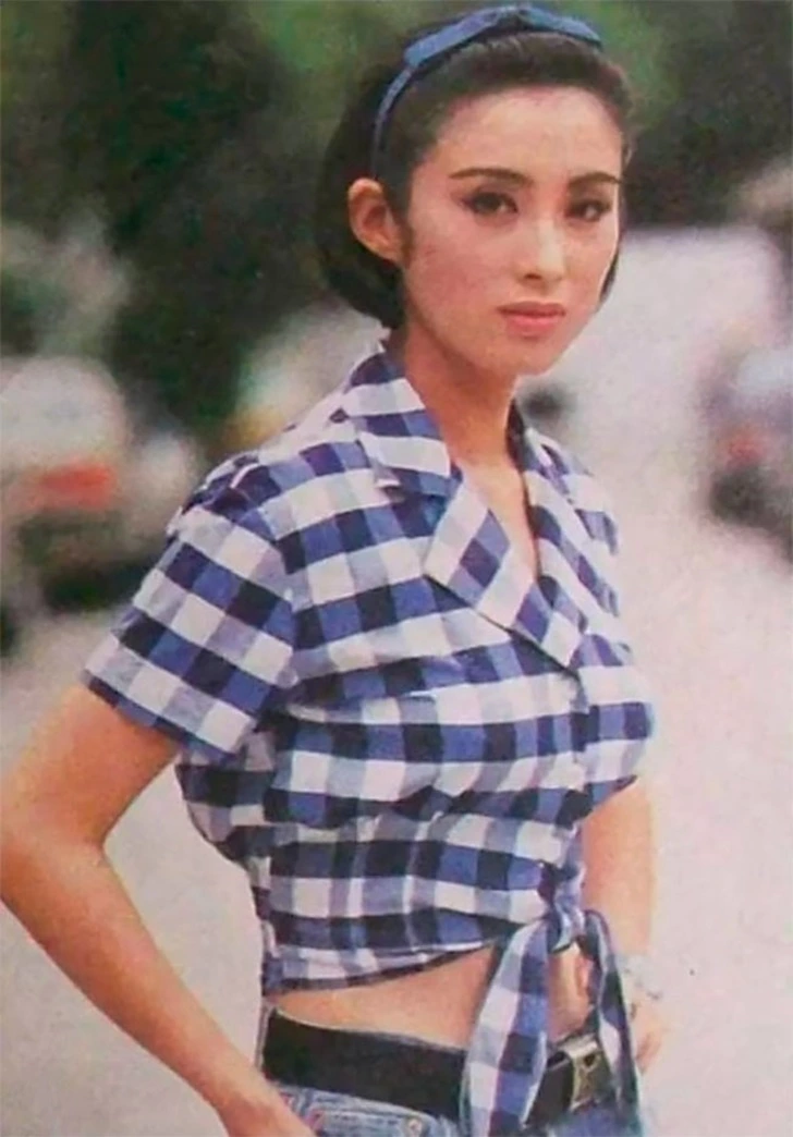 99B507485F51A10329D5C3