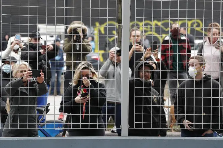 99573C345E845ECB21CA51