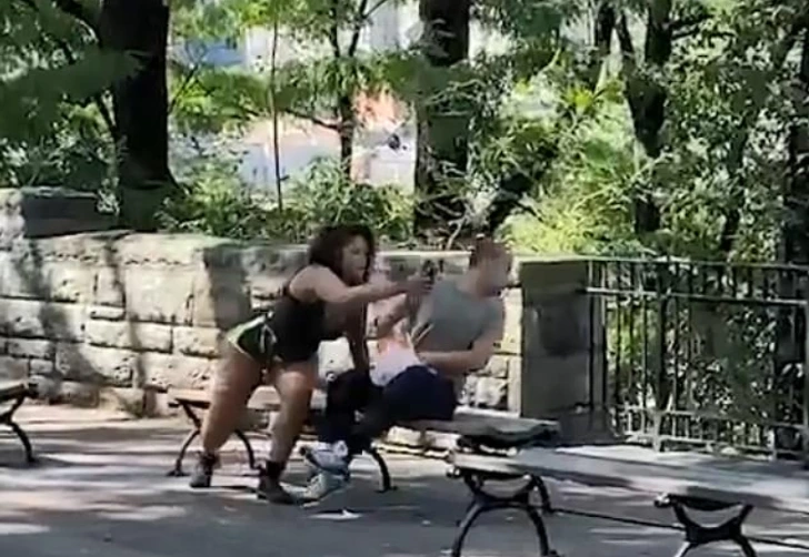 99A8883C5D940C7215C577