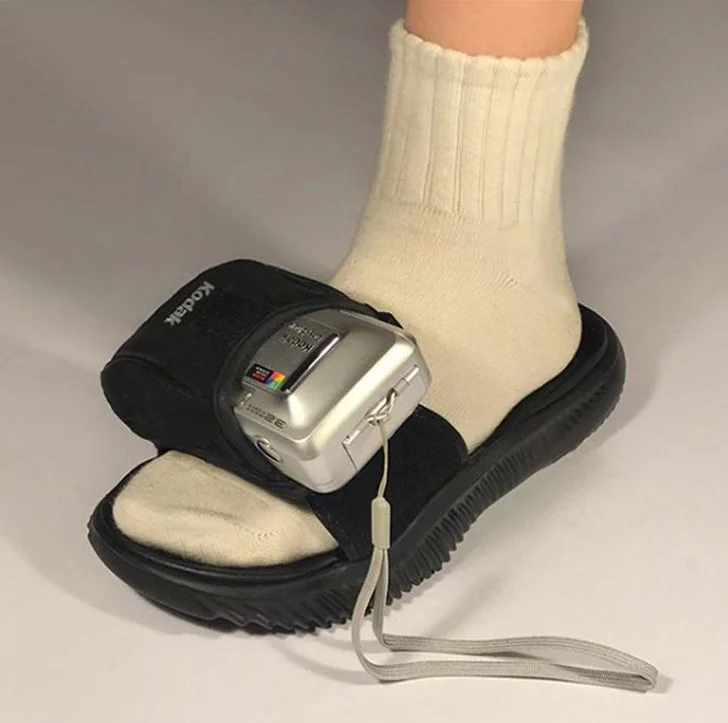 99F4FC495D59040B22ABD6