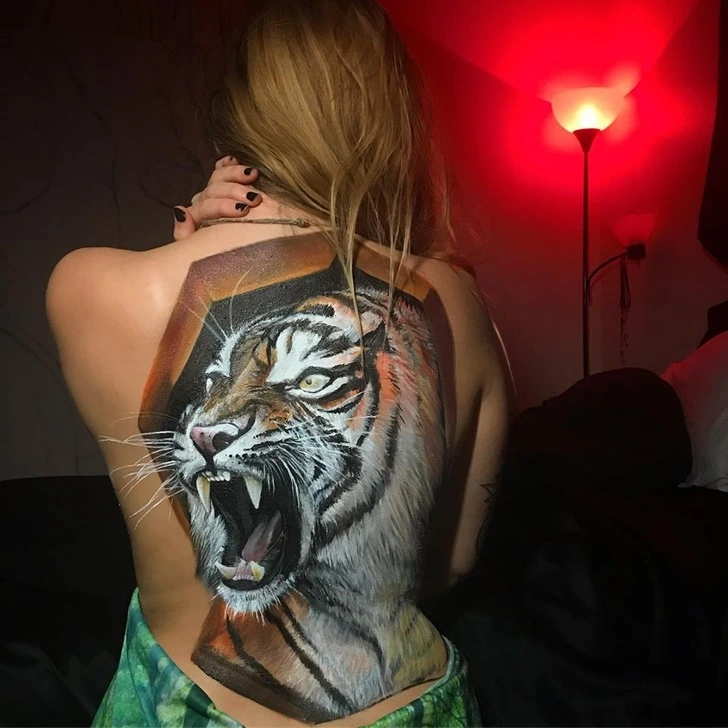 991D4C495F5EDE2D3864C9