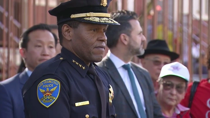 999A9D355E589075137F13