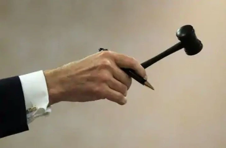 99A4CC3E5F3E2A02281304