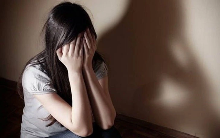 99D529485FEAE79320EE71