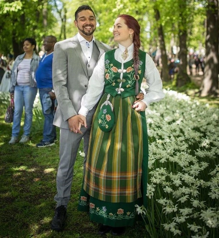 99A0D83B5F5F02ED17F011