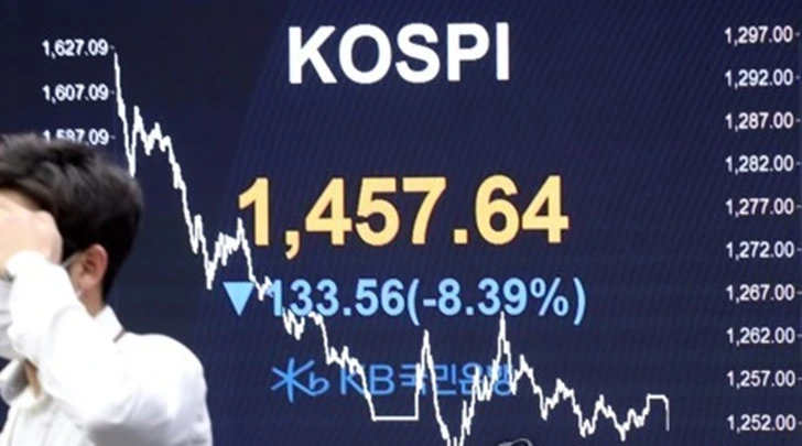 99B986395FFCF8680A8490