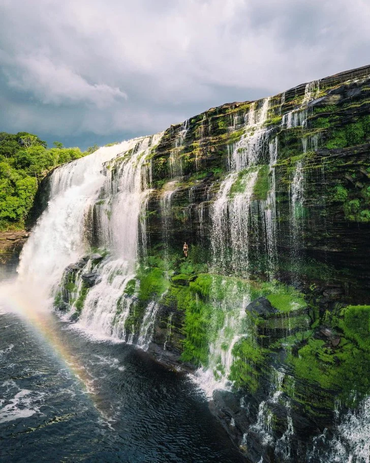 992F8E335D73720B19240A