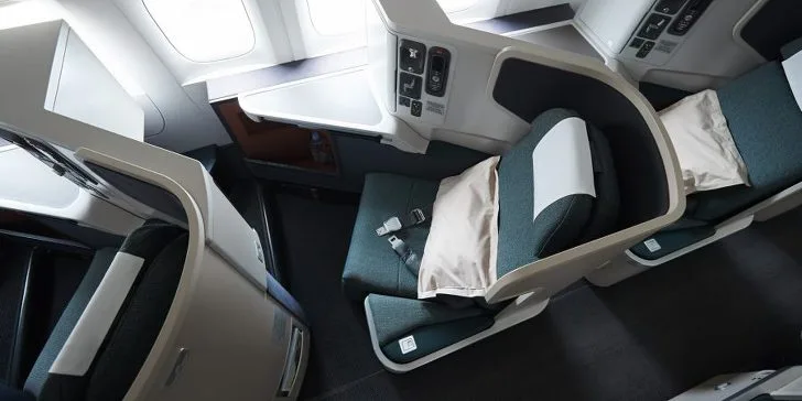 99DE233B5D8EE4621C3ABF