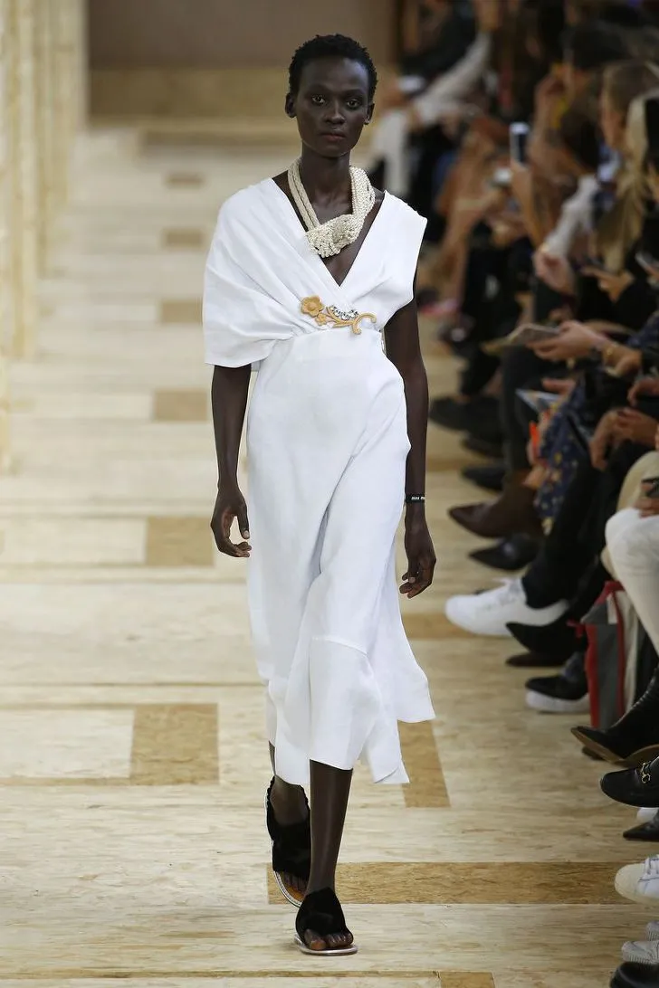 990DC44D5D95555A2945FB