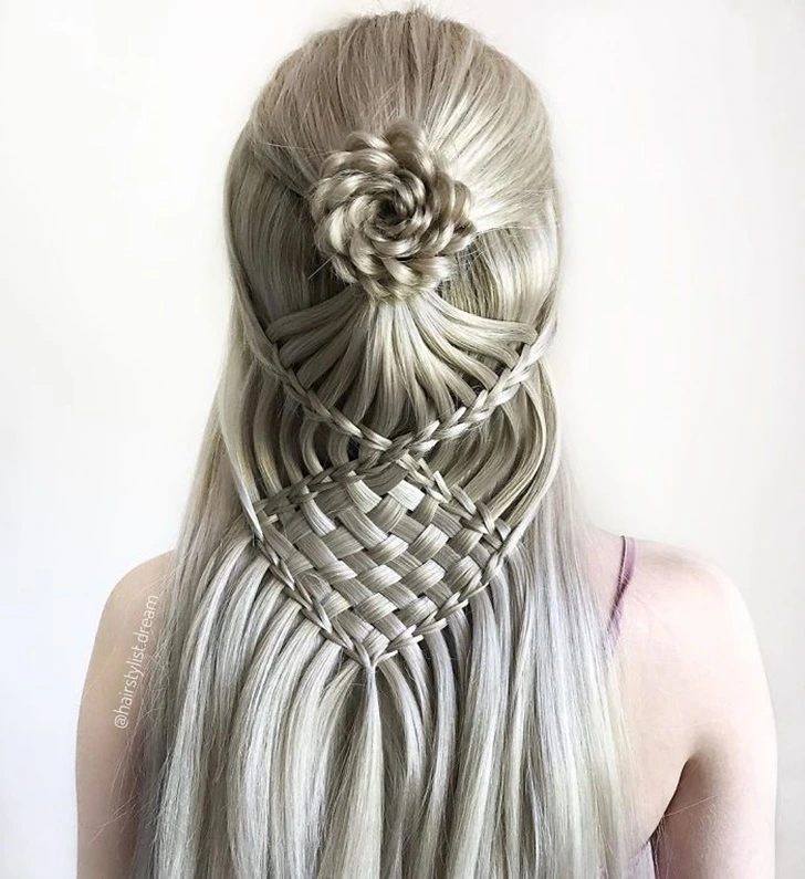 9932293A5F51DEEF192AF5