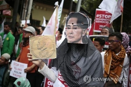 992D593359CB5A0C0FF183