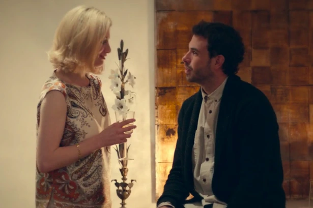 The-Entire-History-of-You-Black-Mirror-jonas-fi-close.png?type=w966