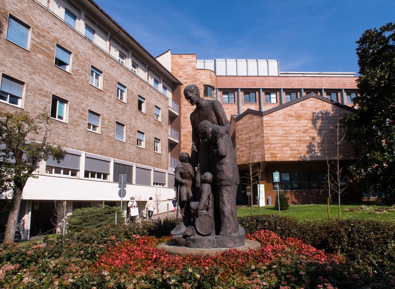 복자 뇨끼 신부가 설립한 밀라노의 재활병원.JPG