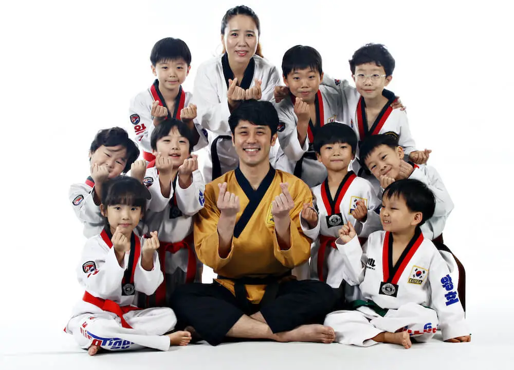 커리지인 태권도 관장 김태완1.jpeg