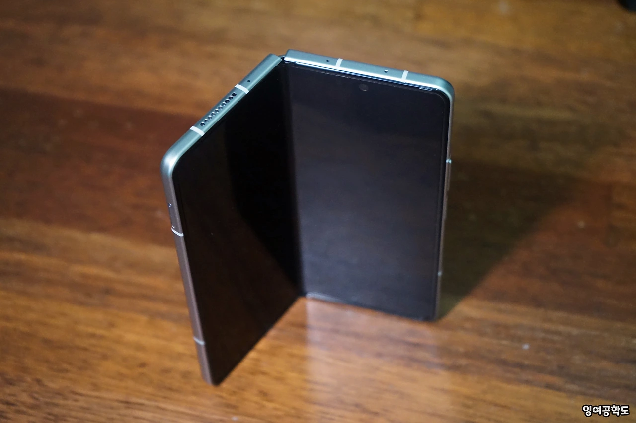 ZFold3_27.JPG