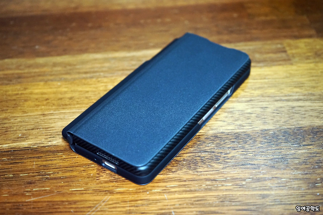 ZFOLD3_CASE_34.JPG