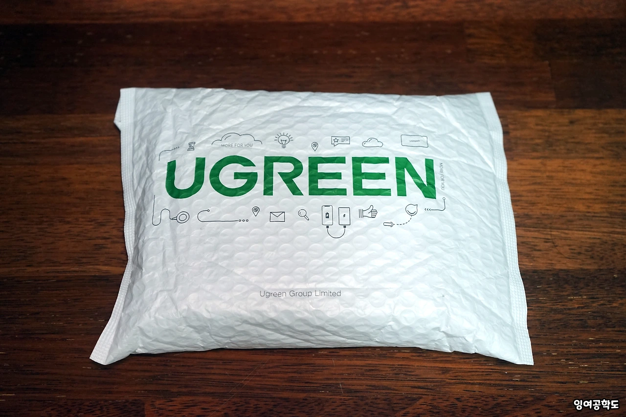 UGREEN_GAN_100W_02.JPG