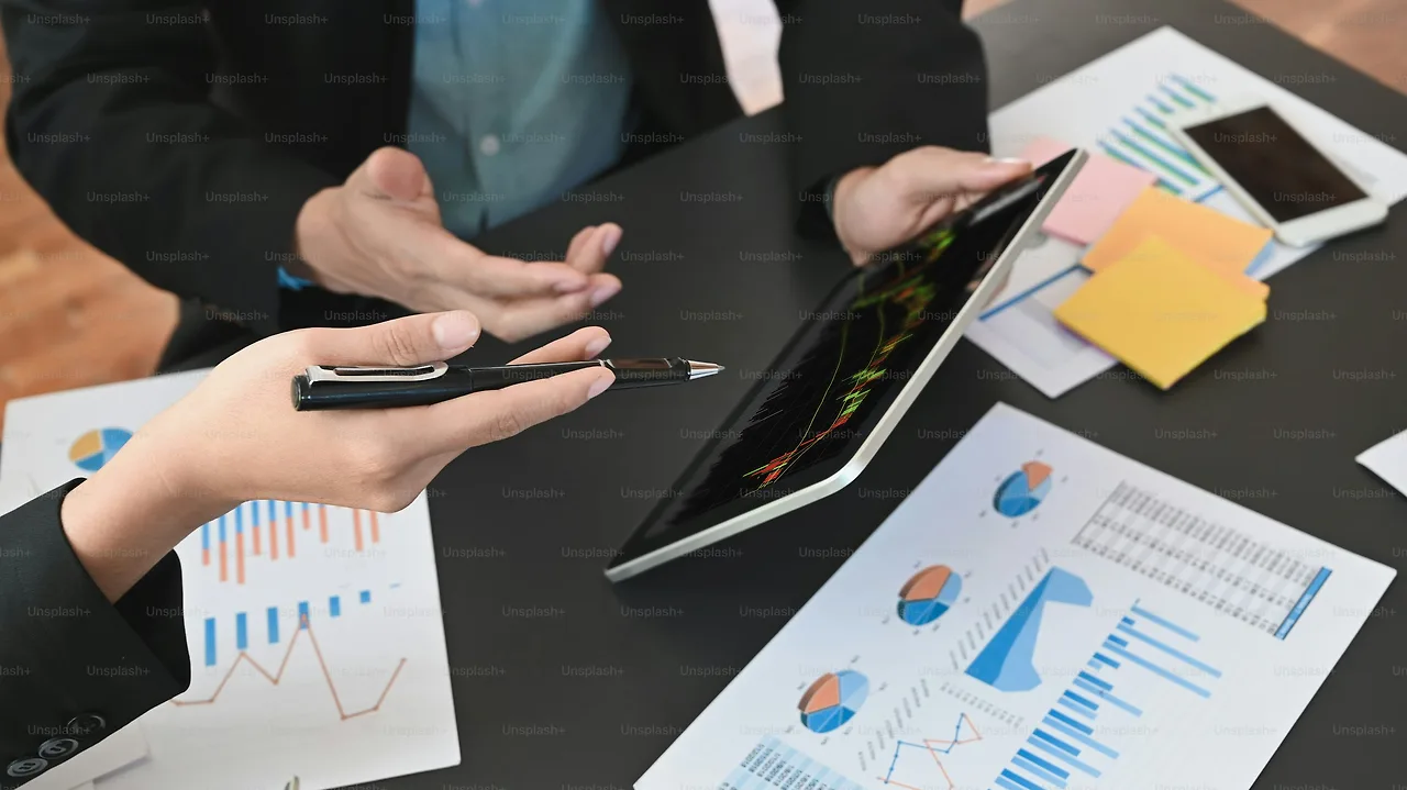 premium_photo-1661419916258-274e55adfe63?fm=jpg&q=60&w=3000&ixlib=rb-4.0.3&ixid=M3wxMjA3fDB8MHxwaG90by1wYWdlfHx8fGVufDB8fHx8fA%3D%3D