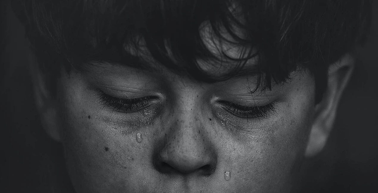 photo-1516585427167-9f4af9627e6c.jfif