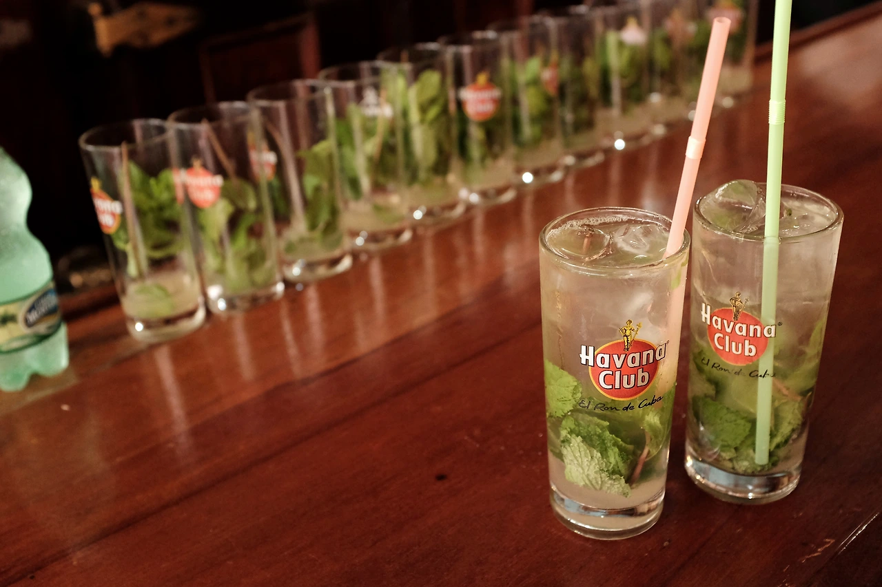 DSCF4728_라 보데기타 델 메디오.JPG