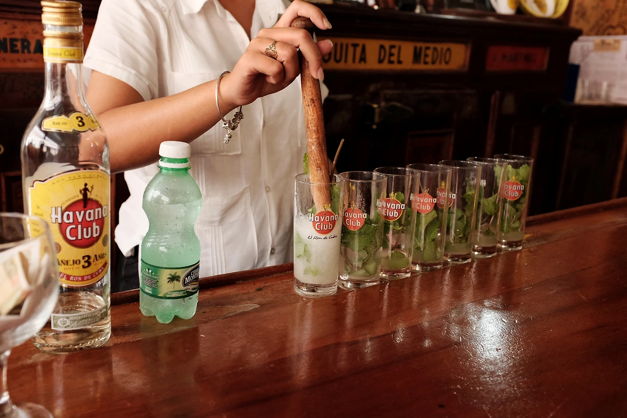 DSCF4723_라 보데기타 델 메디오.JPG