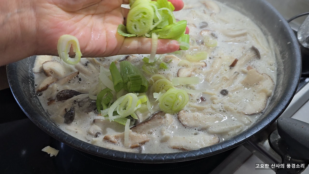 img.png?credential=yqXZFxpELC7KVnFOS48ylbz2pIh7yKj8&expires=1764514799&allow_ip=&allow_referer=&signature=JwLlTH1P6zUpuywXsLBavH9umys%3D