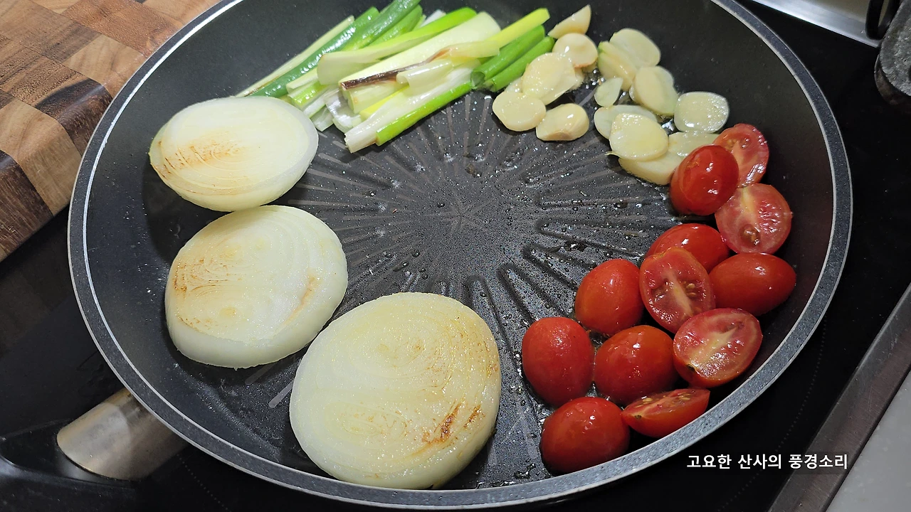 img.png?credential=yqXZFxpELC7KVnFOS48ylbz2pIh7yKj8&expires=1767193199&allow_ip=&allow_referer=&signature=vEjutwsdAv7CFGlhuHjwMH%2Bfbdc%3D