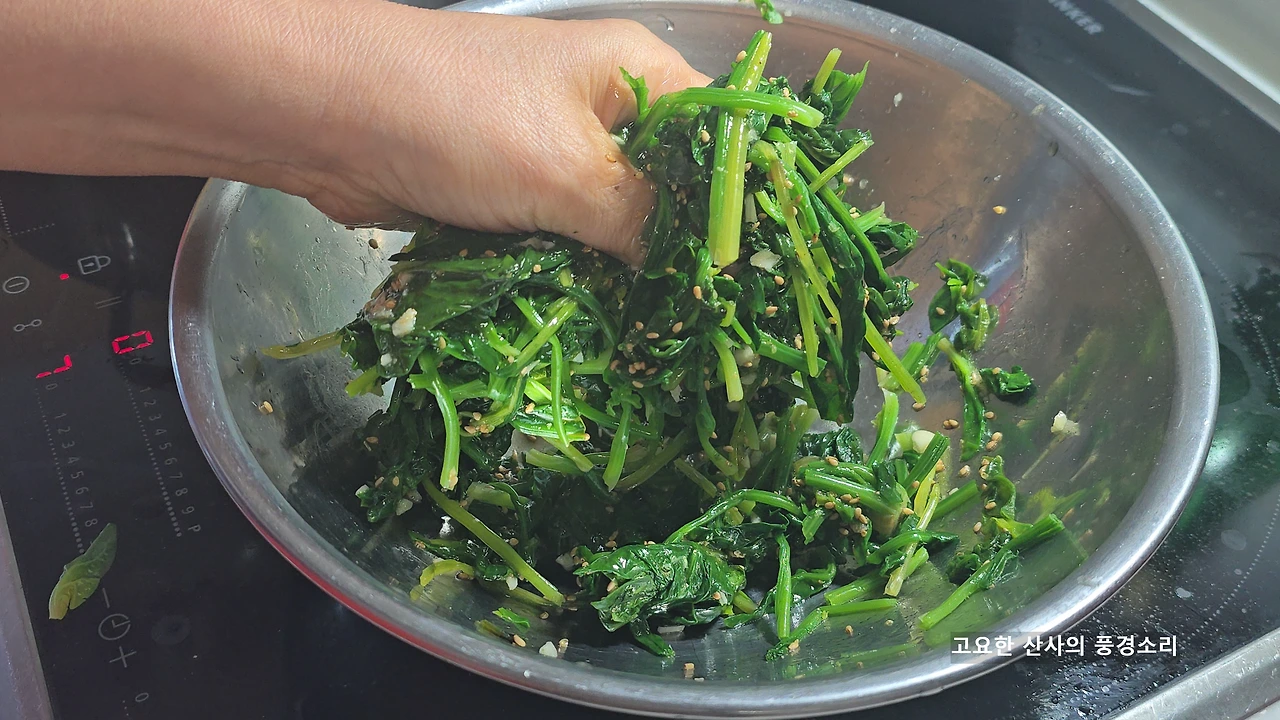 img.png?credential=yqXZFxpELC7KVnFOS48ylbz2pIh7yKj8&expires=1767193199&allow_ip=&allow_referer=&signature=hYMUyPti3FfySMBDluzHL6zOyIE%3D