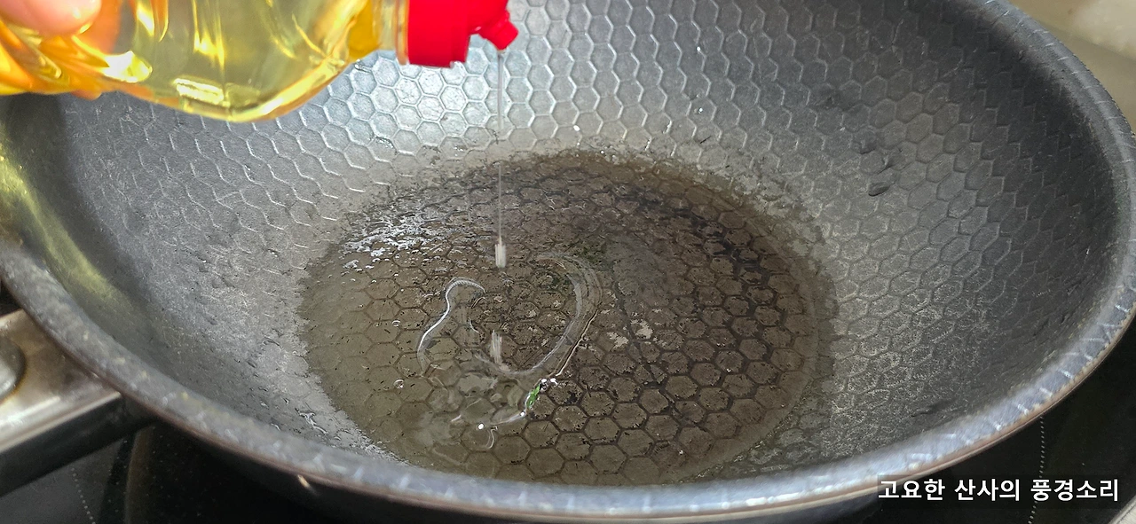 img.png?credential=yqXZFxpELC7KVnFOS48ylbz2pIh7yKj8&expires=1751295599&allow_ip=&allow_referer=&signature=Yg%2Fa0j9m9GWIVtBGRMdDOMaxYxc%3D