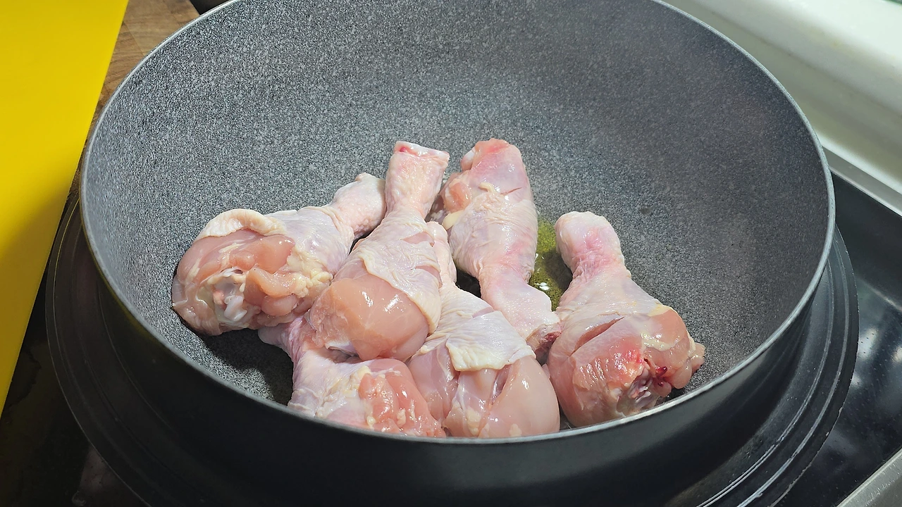 img.jpg?credential=yqXZFxpELC7KVnFOS48ylbz2pIh7yKj8&expires=1767193199&allow_ip=&allow_referer=&signature=8vcK3KUki5hV0Iworv2wOPgq%2FiY%3D