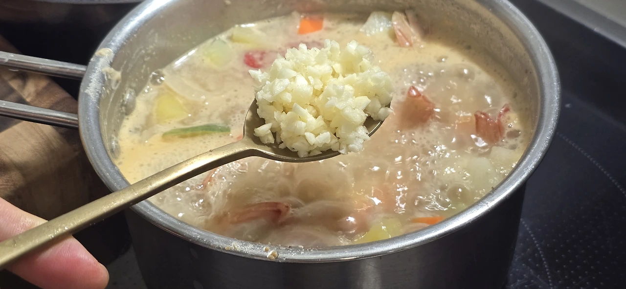 img.jpg?credential=yqXZFxpELC7KVnFOS48ylbz2pIh7yKj8&expires=1759244399&allow_ip=&allow_referer=&signature=O2TCayuAYSrzyCb5ZqSJQdec1F8%3D