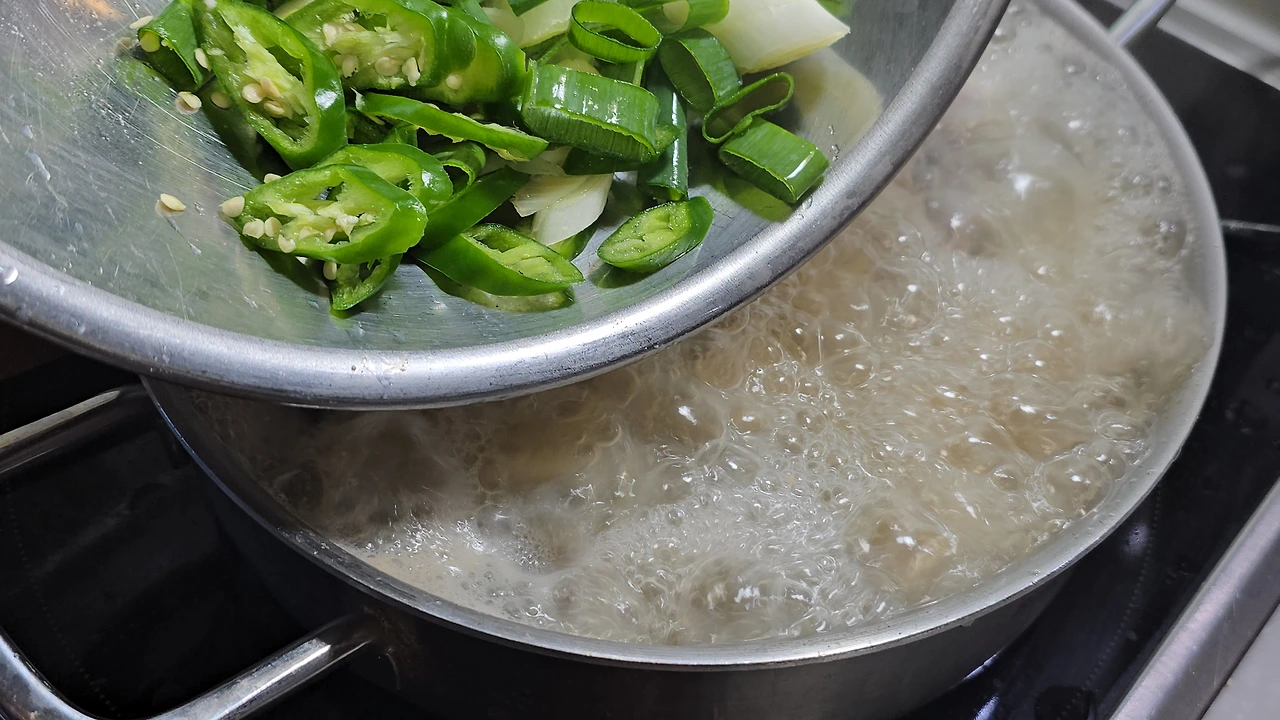 img.jpg?credential=yqXZFxpELC7KVnFOS48ylbz2pIh7yKj8&expires=1764514799&allow_ip=&allow_referer=&signature=pCaI93hpMEoBceIJl7J7OSFQnjY%3D