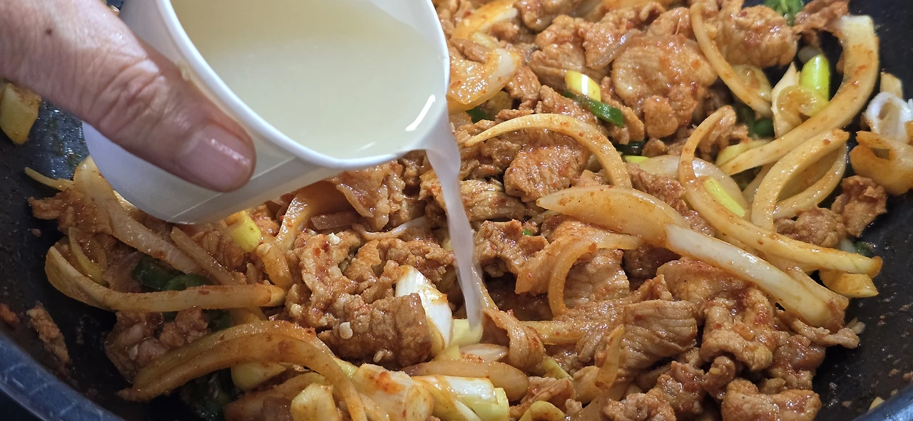 img.jpg?credential=yqXZFxpELC7KVnFOS48ylbz2pIh7yKj8&expires=1759244399&allow_ip=&allow_referer=&signature=chtN7wbo%2Fd77Nm0r5rZH%2Be0AI8A%3D