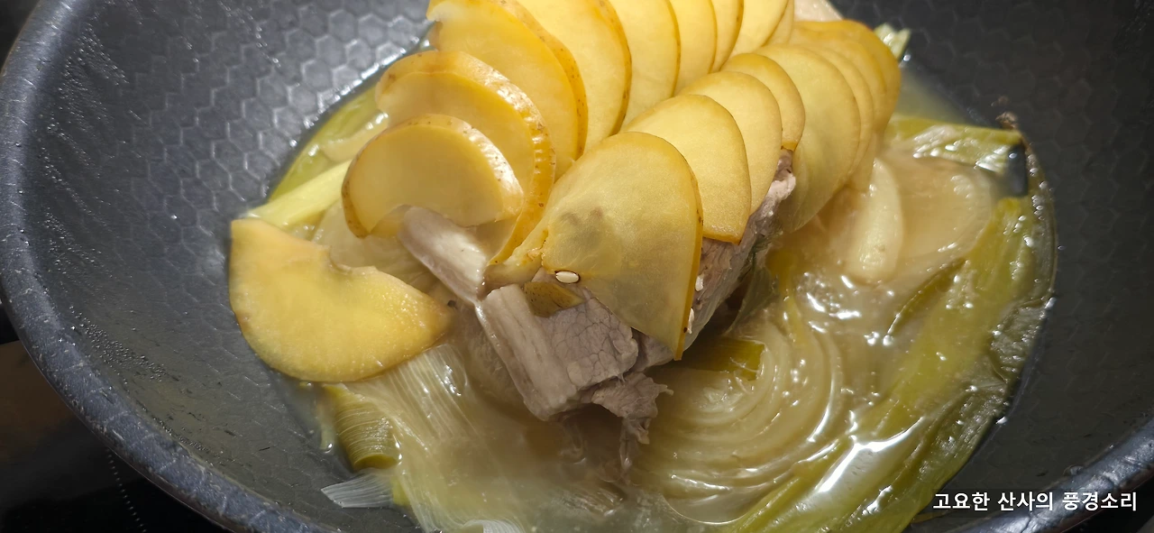 img.png?credential=yqXZFxpELC7KVnFOS48ylbz2pIh7yKj8&expires=1759244399&allow_ip=&allow_referer=&signature=vPOyBSmmj%2F8YVP5tEXO2%2Fg0wuek%3D