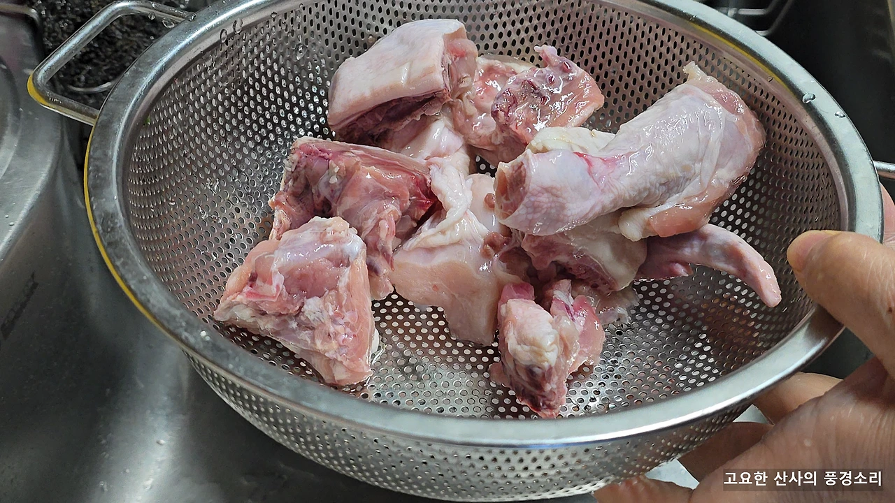 img.png?credential=yqXZFxpELC7KVnFOS48ylbz2pIh7yKj8&expires=1769871599&allow_ip=&allow_referer=&signature=O8r4ttzmYxxFxb0EATc6YSmUzro%3D