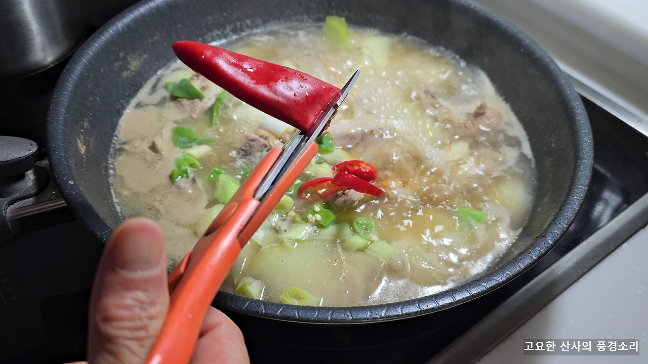 img.png?credential=yqXZFxpELC7KVnFOS48ylbz2pIh7yKj8&expires=1769871599&allow_ip=&allow_referer=&signature=4fIdNK3eRp7%2FPxDw9QffzrzHN3U%3D