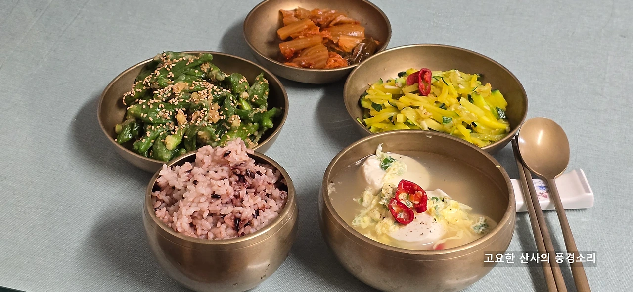 img.png?credential=yqXZFxpELC7KVnFOS48ylbz2pIh7yKj8&expires=1761922799&allow_ip=&allow_referer=&signature=xrXKjxAwAprDjWlf5OvtNTo7sYQ%3D