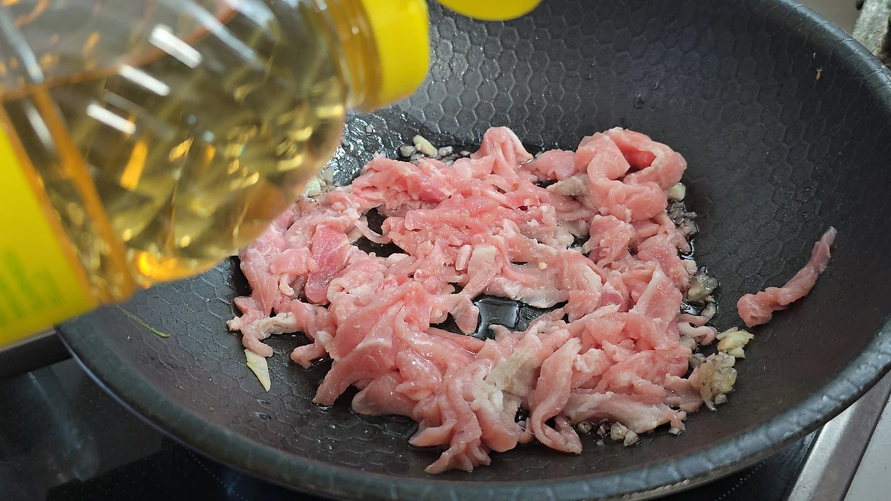 img.jpg?credential=yqXZFxpELC7KVnFOS48ylbz2pIh7yKj8&expires=1761922799&allow_ip=&allow_referer=&signature=D3tvI%2BO40MKfKjJ%2ByqsRPn6e3AA%3D