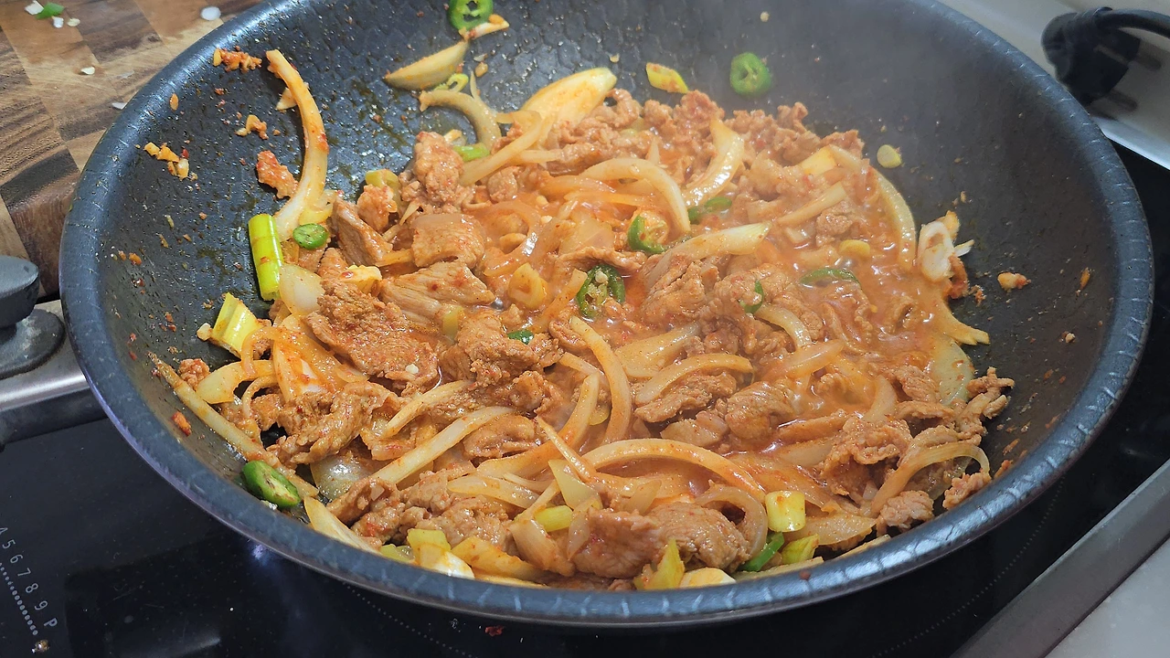 img.jpg?credential=yqXZFxpELC7KVnFOS48ylbz2pIh7yKj8&expires=1759244399&allow_ip=&allow_referer=&signature=9fDVvDSmc0WLIy7cgEPambNOm%2Fo%3D