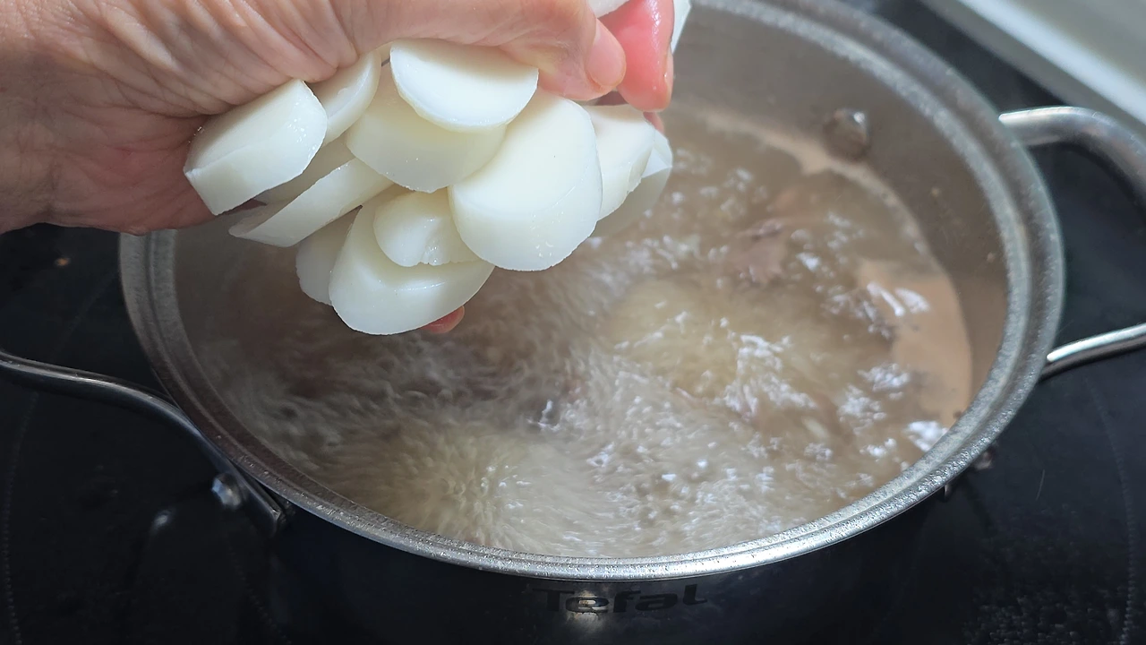 img.jpg?credential=yqXZFxpELC7KVnFOS48ylbz2pIh7yKj8&expires=1767193199&allow_ip=&allow_referer=&signature=xPUGCa92kG5mrEZR39JWbyXCTBw%3D