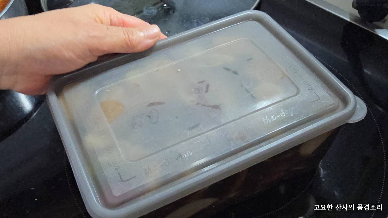 img.png?credential=yqXZFxpELC7KVnFOS48ylbz2pIh7yKj8&expires=1759244399&allow_ip=&allow_referer=&signature=tVjVmDPkEPzOlPHPM5ey7vNb3yg%3D