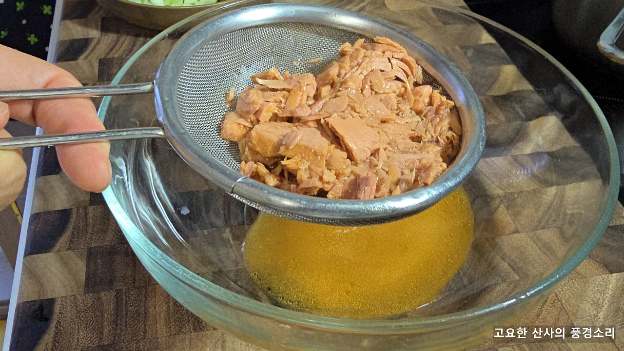 img.png?credential=yqXZFxpELC7KVnFOS48ylbz2pIh7yKj8&expires=1753973999&allow_ip=&allow_referer=&signature=NTWAzij7B2bxdwQylcp0ss7nB90%3D