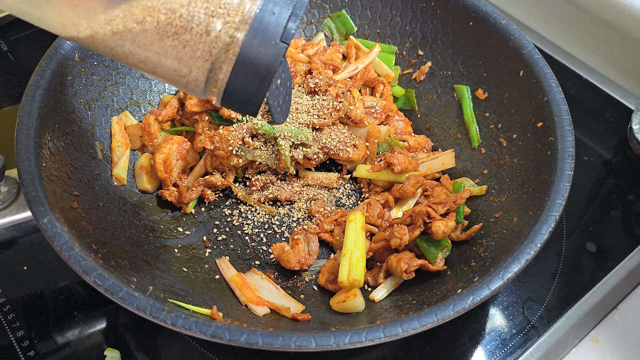 img.jpg?credential=yqXZFxpELC7KVnFOS48ylbz2pIh7yKj8&expires=1759244399&allow_ip=&allow_referer=&signature=liUEdvrLmflyNQRE2yho5w8PRao%3D