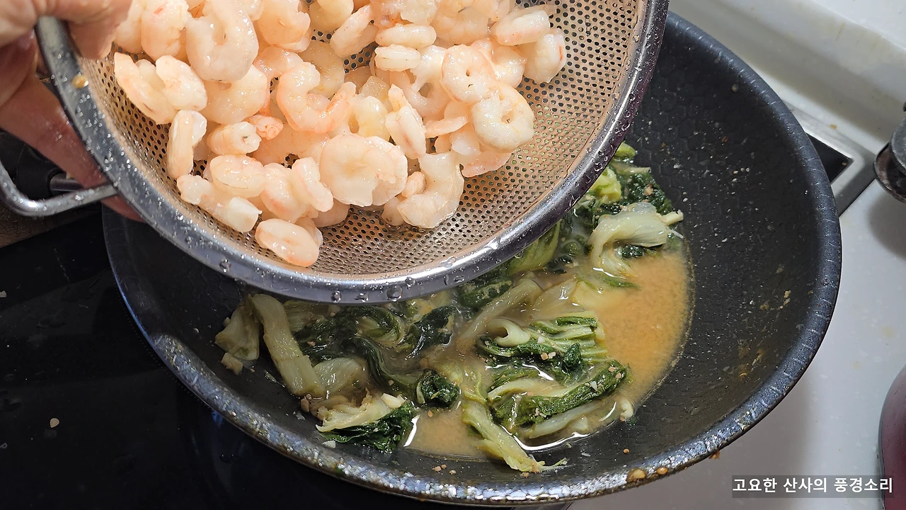 img.png?credential=yqXZFxpELC7KVnFOS48ylbz2pIh7yKj8&expires=1764514799&allow_ip=&allow_referer=&signature=IUlKayPTG2FdkDG%2BaaJk7V95r9Y%3D