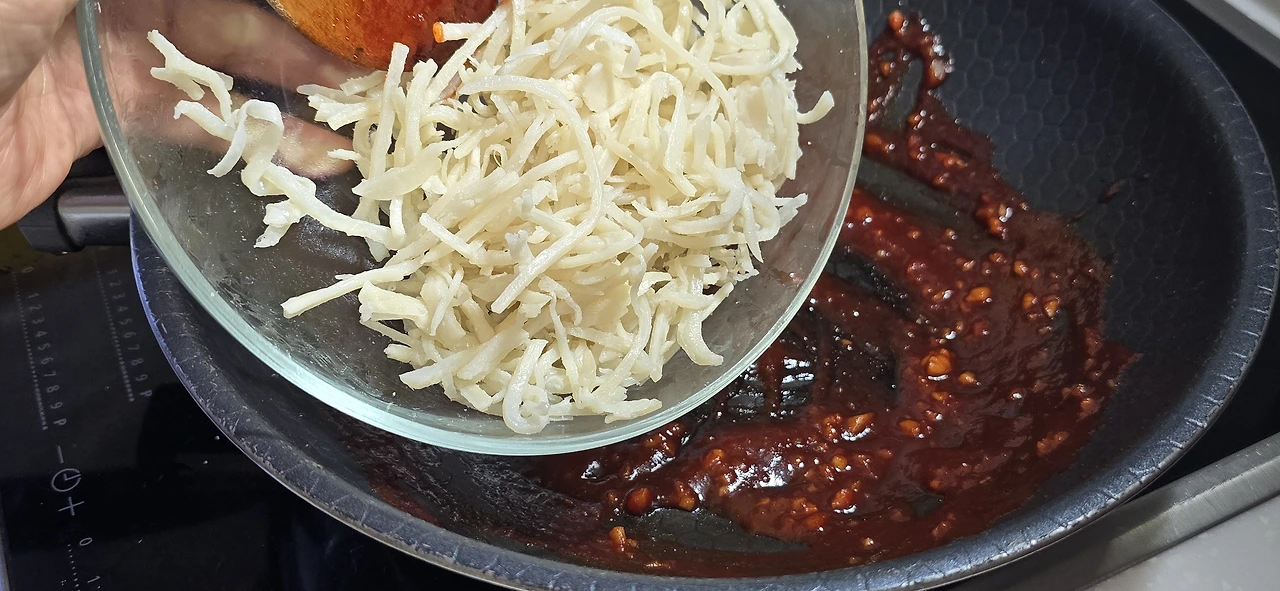 img.jpg?credential=yqXZFxpELC7KVnFOS48ylbz2pIh7yKj8&expires=1756652399&allow_ip=&allow_referer=&signature=5EqlozoanalrtHlB%2Ff%2Fz%2F%2B2YorA%3D