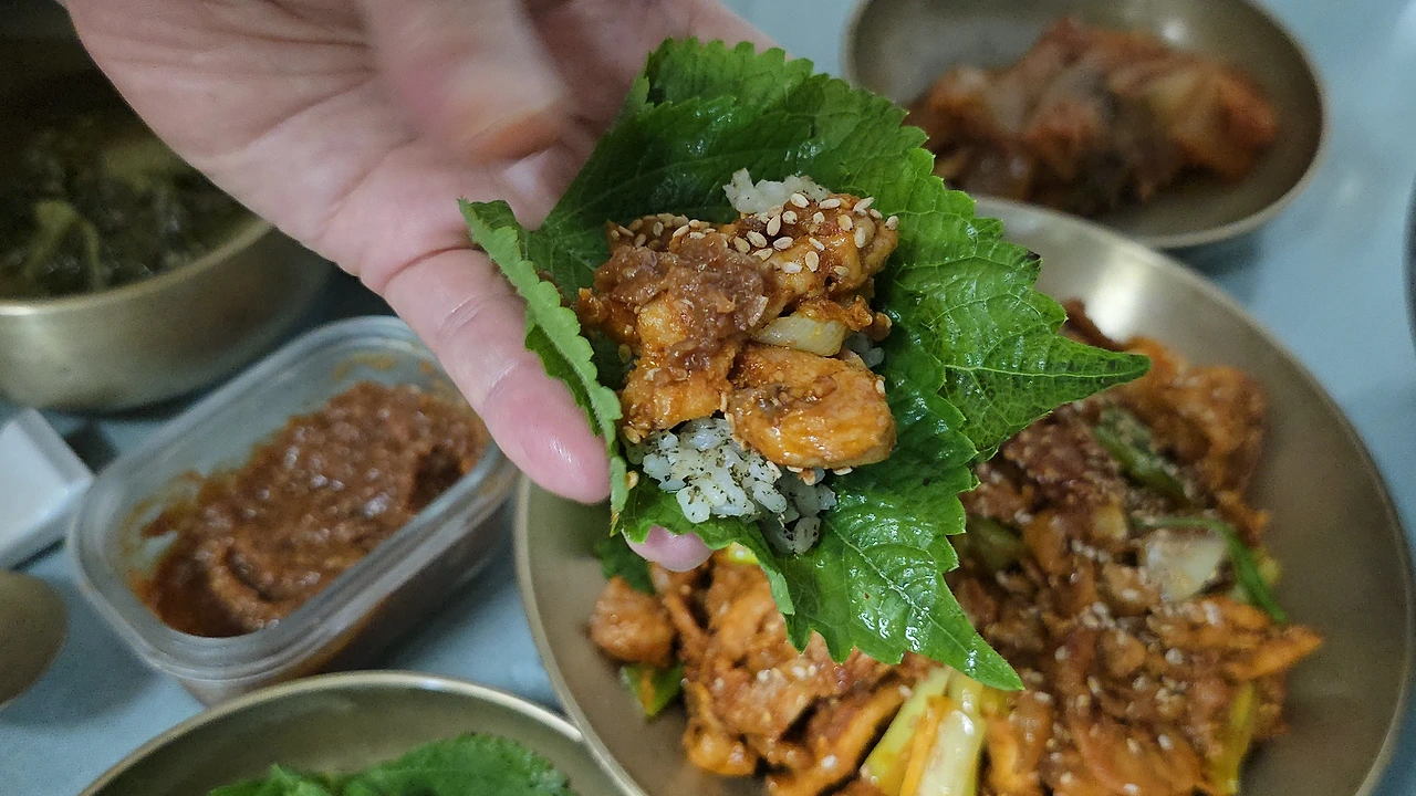 img.jpg?credential=yqXZFxpELC7KVnFOS48ylbz2pIh7yKj8&expires=1759244399&allow_ip=&allow_referer=&signature=6nuCtbEvBD5%2BuKhfJdq3WSSdOmo%3D